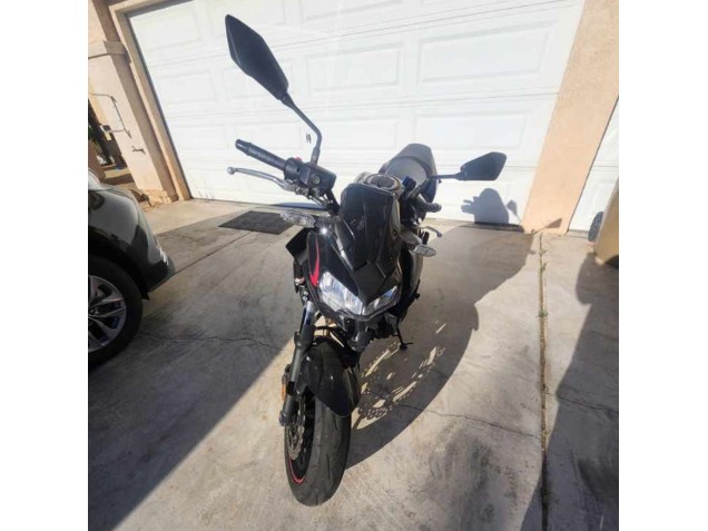 Carénages Moto Kawasaki Ninja Z650 2020-2023 - Noir Rouge