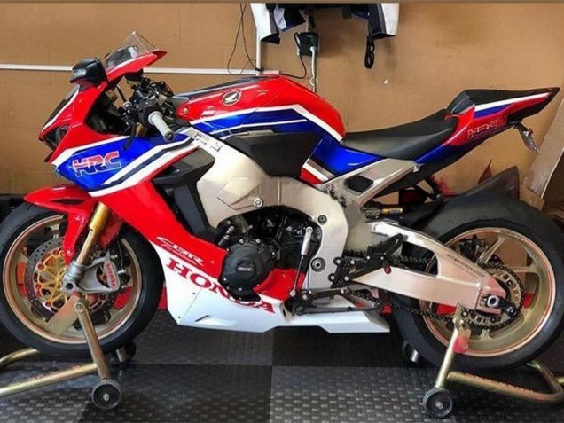 Carénages Moto Honda CBR1000RR 2017-2023 - Blanc Rouge Bleu Noir HRC